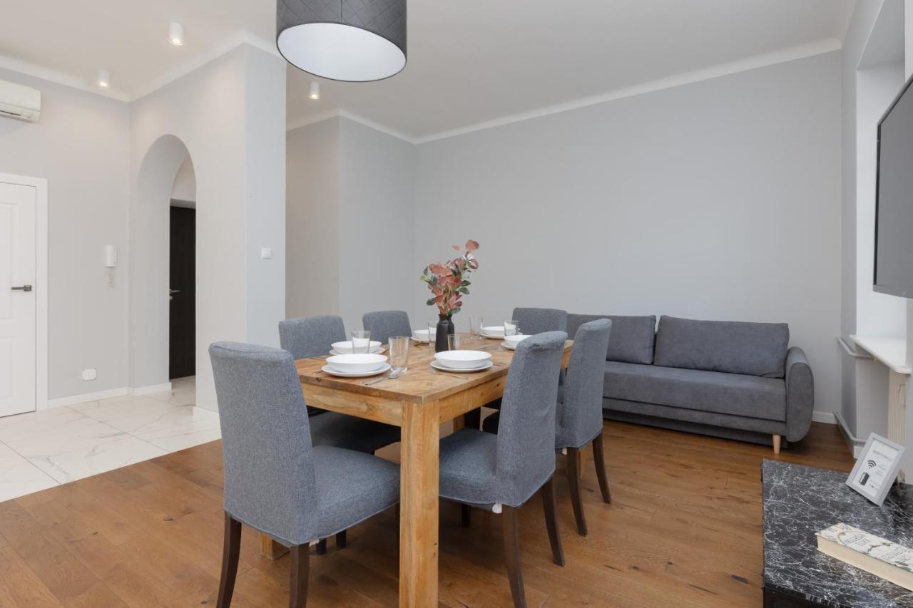 City Center Aparthotel Chmielna By Noclegi Renters ワルシャワ エクステリア 写真