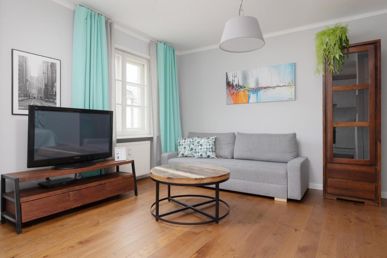 City Center Aparthotel Chmielna By Noclegi Renters ワルシャワ エクステリア 写真