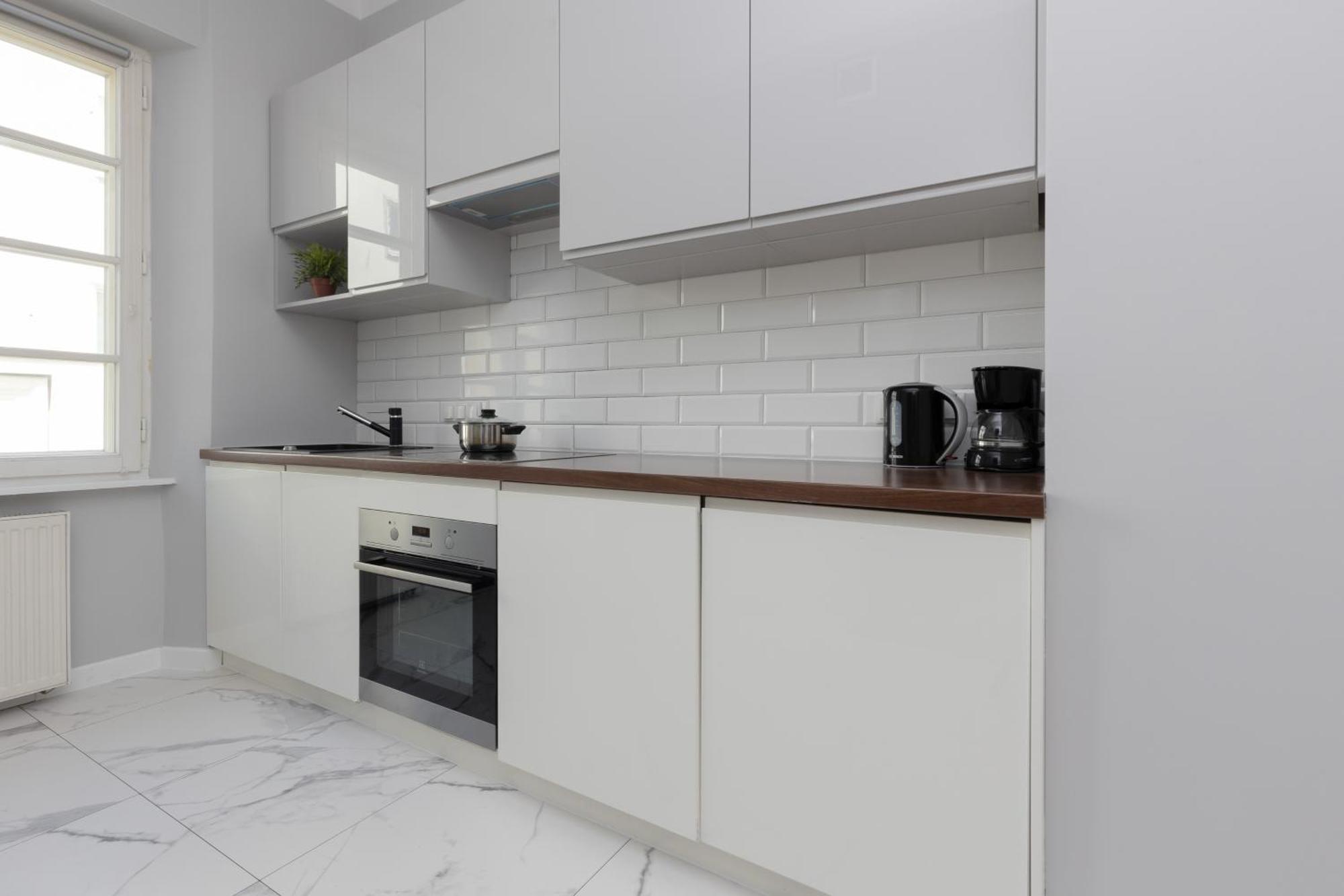City Center Aparthotel Chmielna By Noclegi Renters ワルシャワ エクステリア 写真