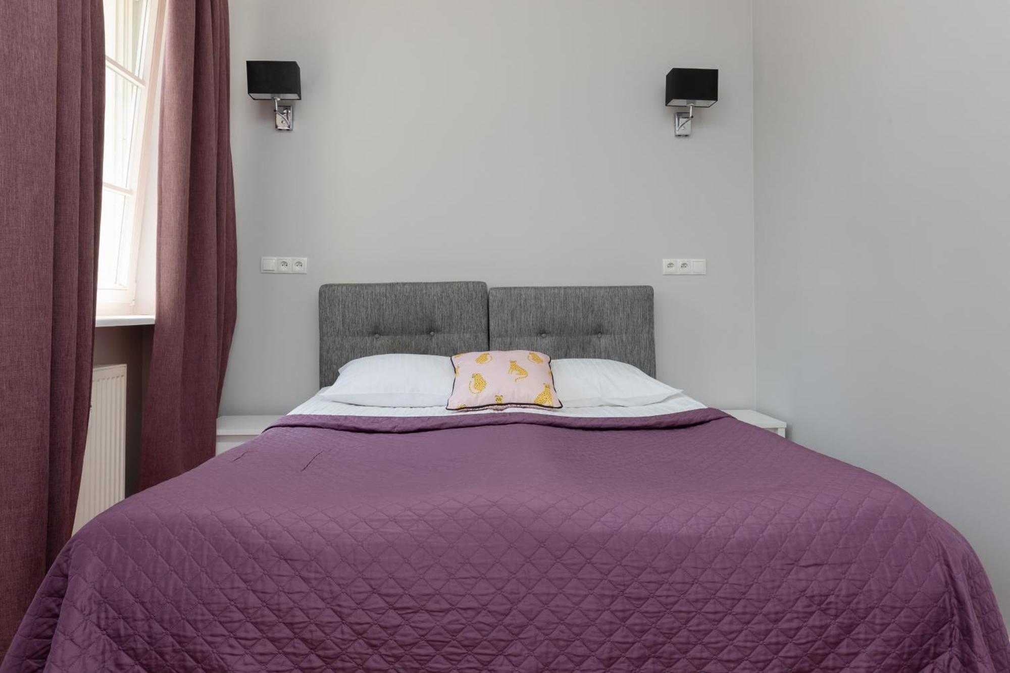 City Center Aparthotel Chmielna By Noclegi Renters ワルシャワ エクステリア 写真