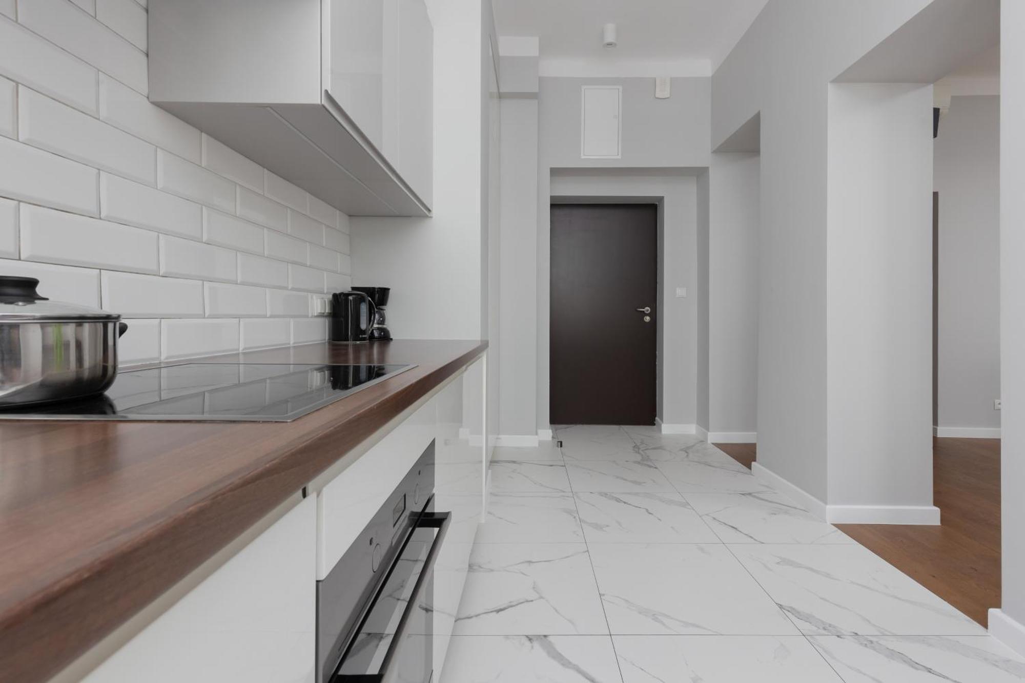 City Center Aparthotel Chmielna By Noclegi Renters ワルシャワ エクステリア 写真