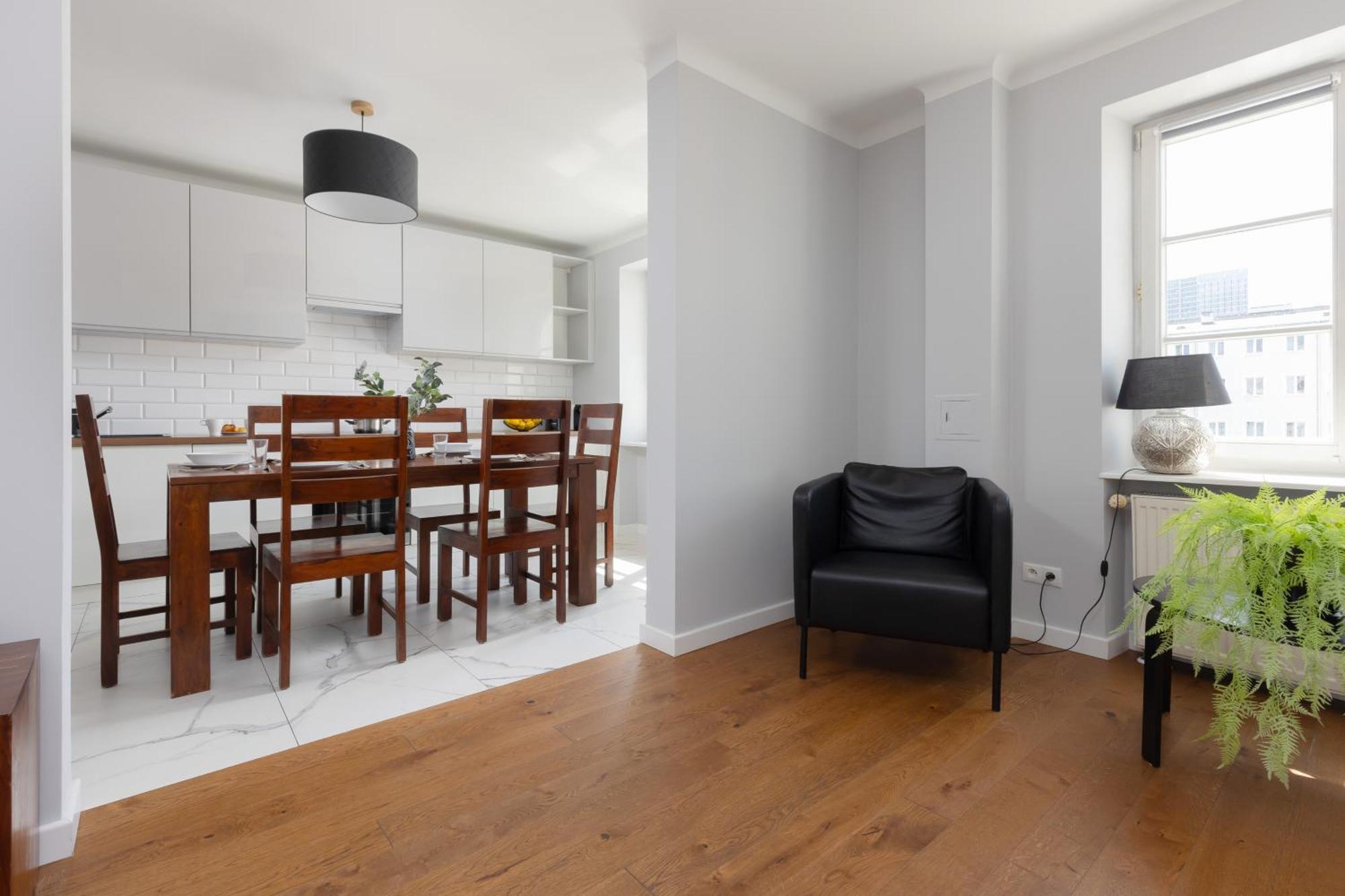 City Center Aparthotel Chmielna By Noclegi Renters ワルシャワ エクステリア 写真
